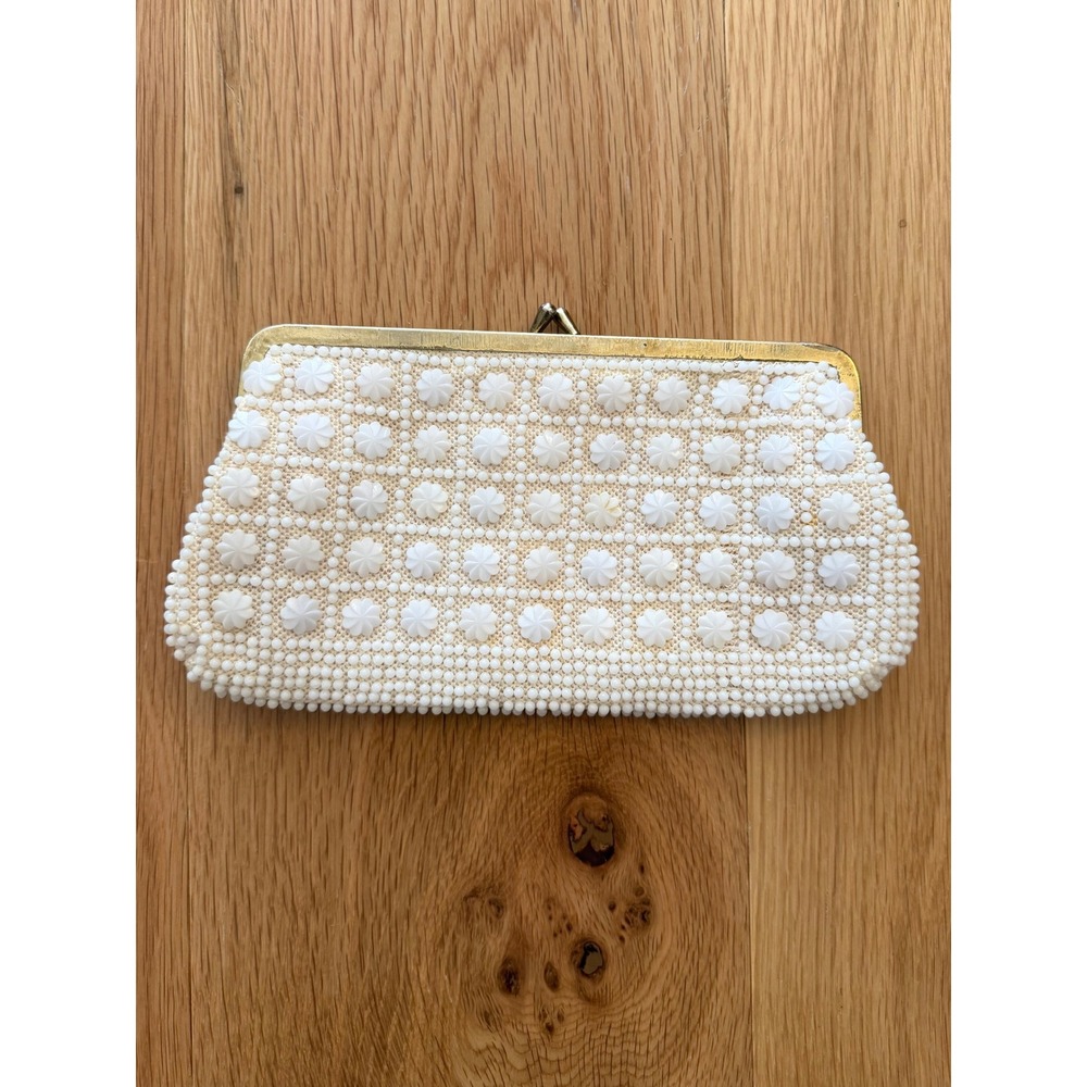 Vtg Mid Century Style by Regal White Floral Candy Beaded Clutch - Picture 3 of 6
